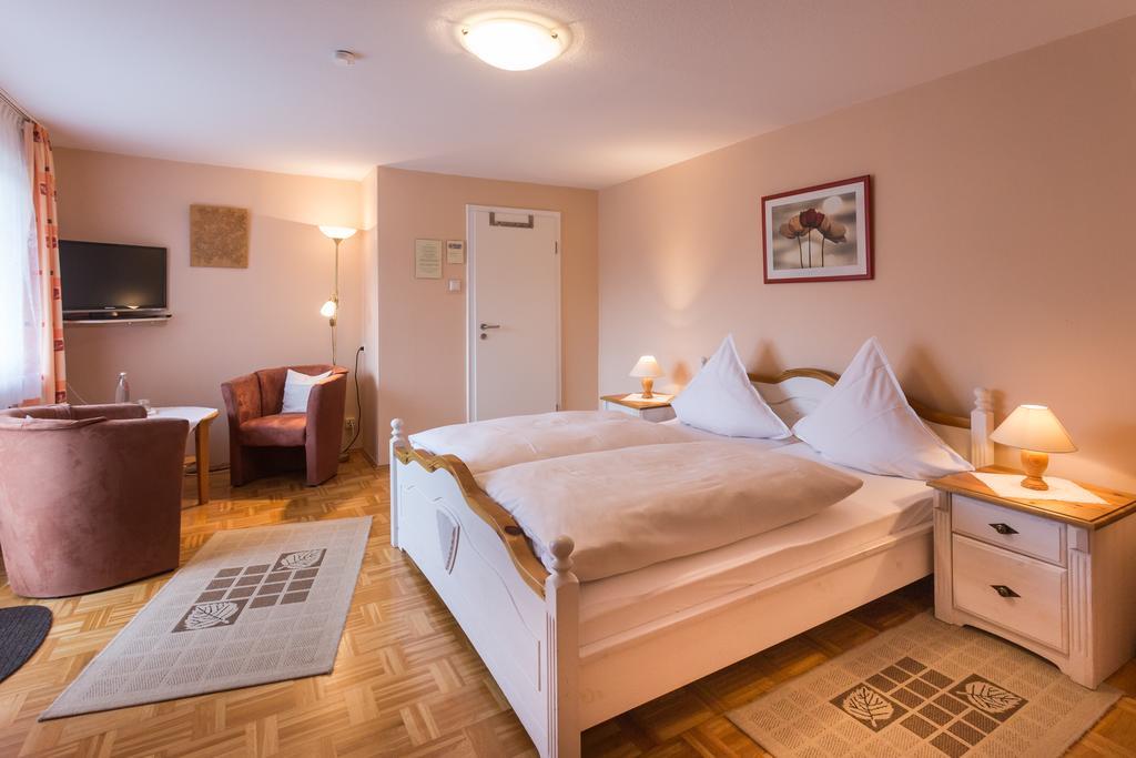 Haus Kesper-Brunen Hotell Willingen  Rum bild
