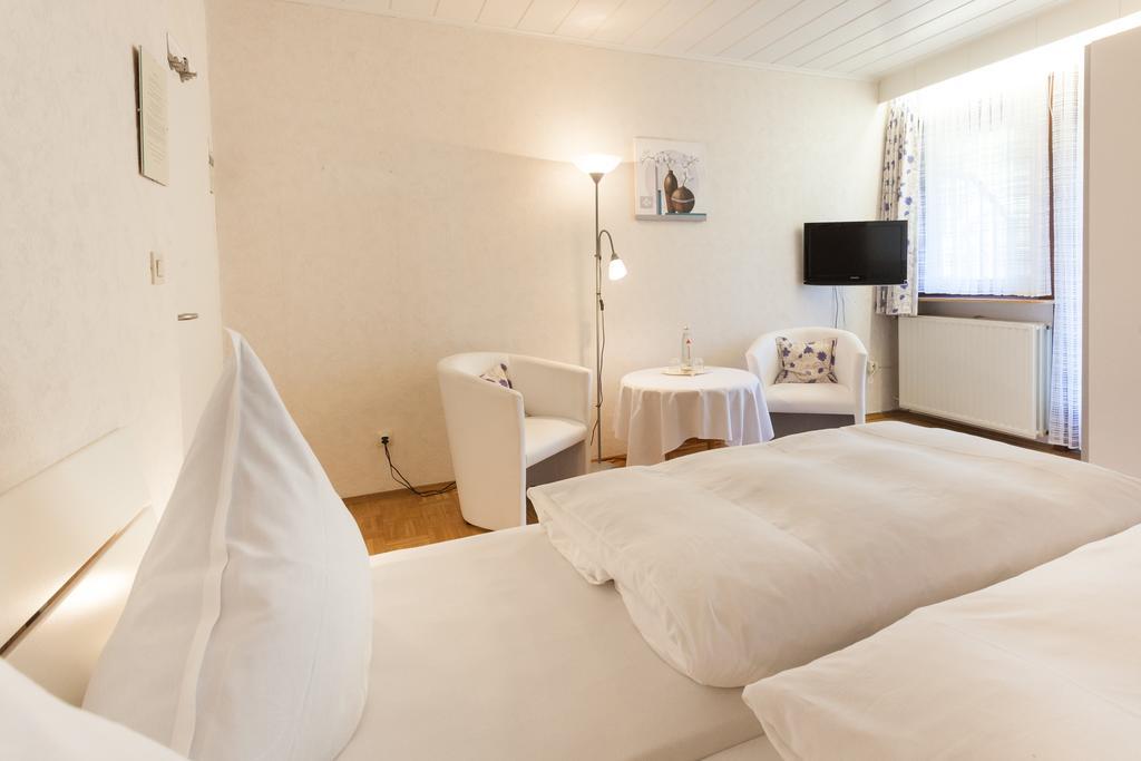 Haus Kesper-Brunen Hotell Willingen  Rum bild