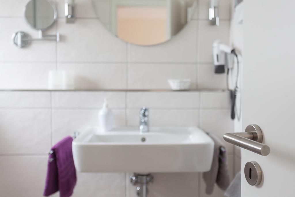 Haus Kesper-Brunen Hotell Willingen  Rum bild